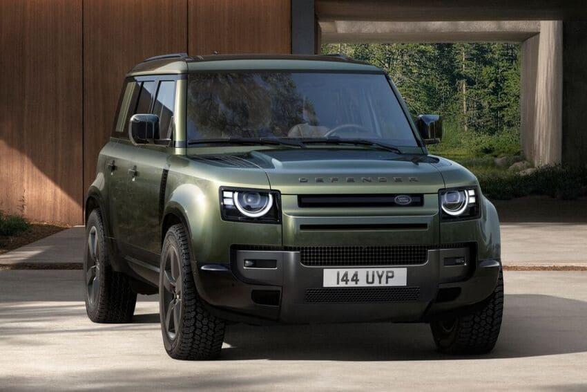 台灣捷豹路虎宣布新年式 Defender 正式抵台，售價 305 萬元起。