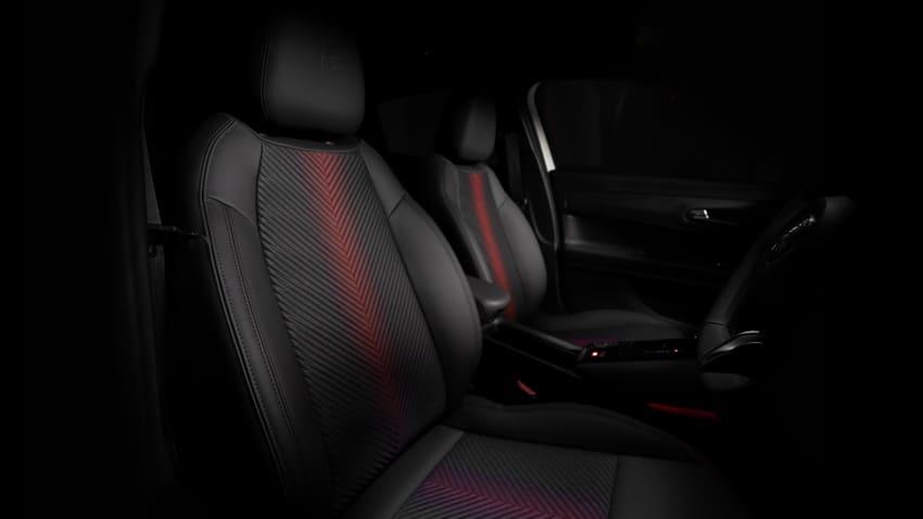 愛快羅密歐入門休旅 Junior 特仕現身！原創雙色塗裝更搶眼 內裝質感升級