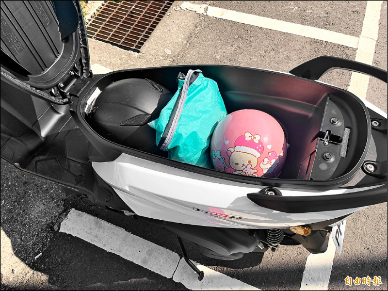 定期整理車廂減輕車重也能達到省油效果。（記者陳英傑攝）