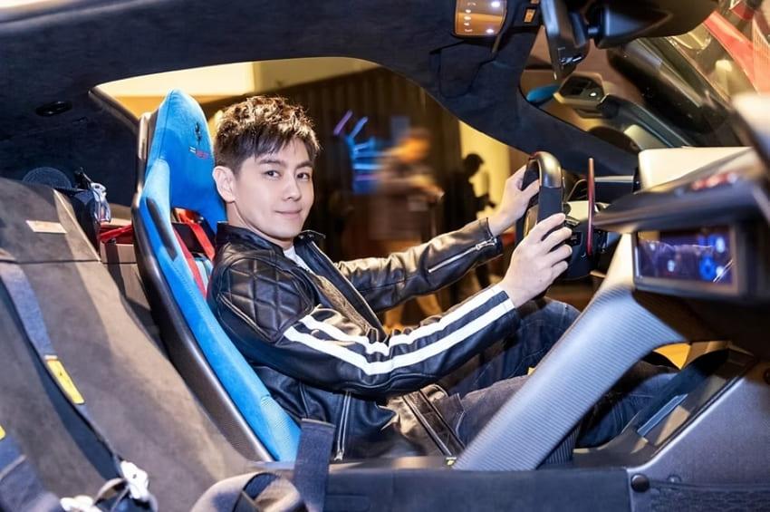 林志穎親選的藍色駕駛座椅相當搶眼。