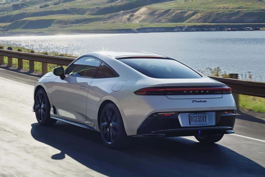 此套 2.0 升 e:HEV 油電動力系統可提供 200 匹綜效馬力輸出。