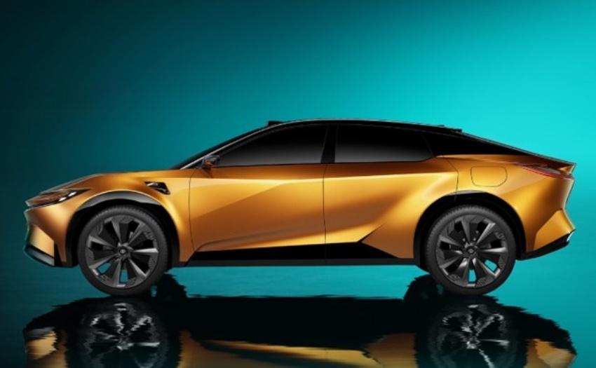 新一代 Harrier 預期獲得比 RAV4 更為突出的車身尺碼。圖為預想圖。
