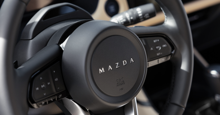 Mazda CX-5 第三代大改款換上全新設計，以 MAZDA 字樣取代廠徽。