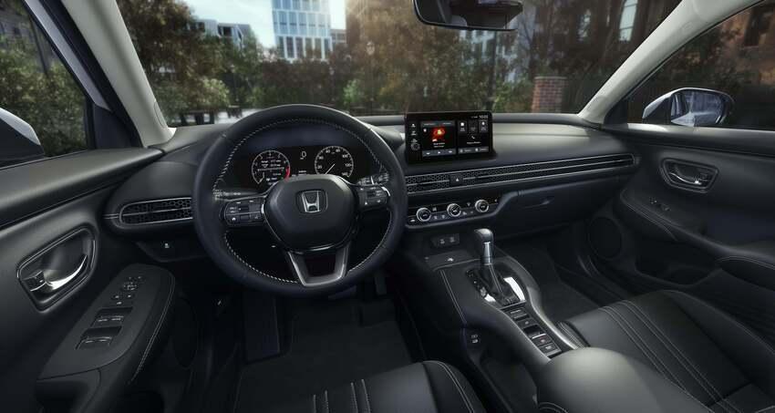 ZR-V 內裝鋪陳比照 Civic 布局。