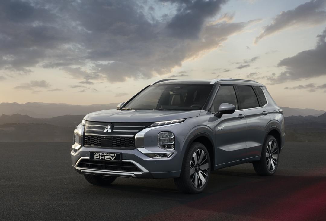 三菱第四代小改款Outlander PHEV預計在今年上半年登場。