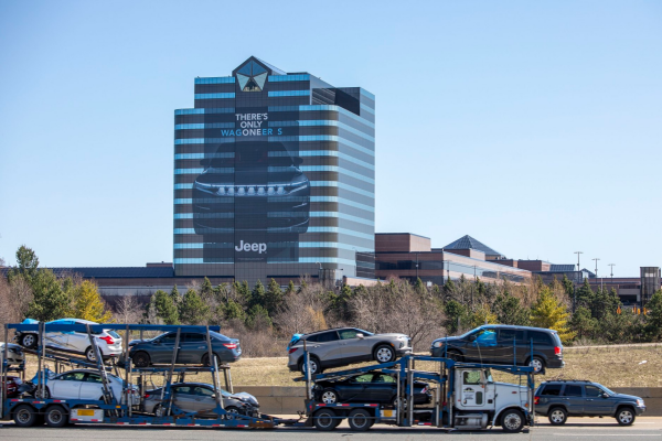 Stellantis 員工不許開其他品牌車停總部！違者開單還會鎖車