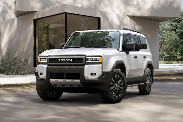 Toyota Land Cruiser 27 年式新車型開賣！多 2 萬元標配後軸差速器鎖定