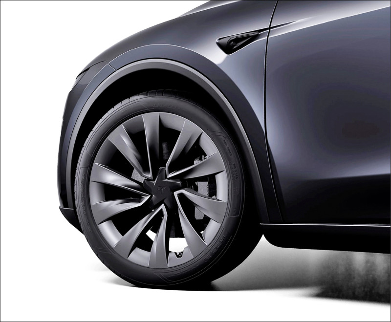 Long Range全輪驅動車型可選配20吋Helix 2.0黑化輪圈。