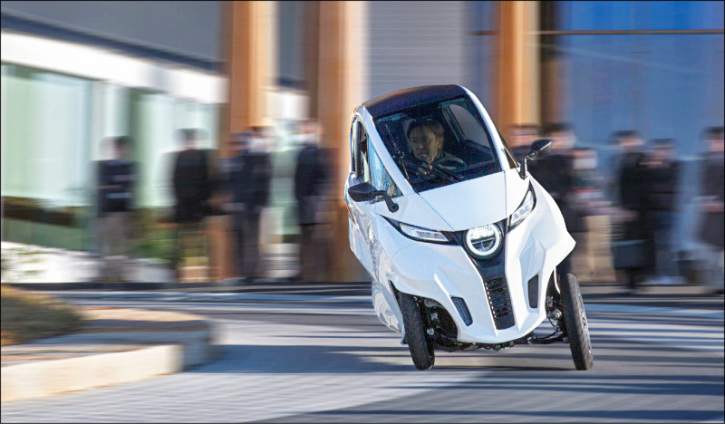 Lean3為後輪輪轂馬達驅動，續航里程約100公里。