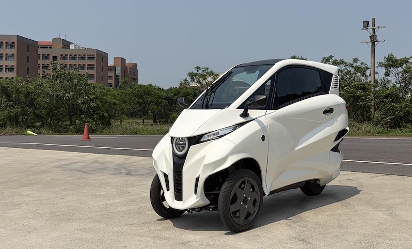 Lean3 駕艙機車，4 月 14 日將在 2026 台北國際汽機車零配件展首度公開展出。