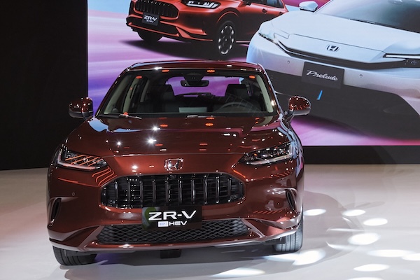 Honda 新休旅要來了？ZR-V e:HEV 信義區拍攝　定位直指高質感 SUV