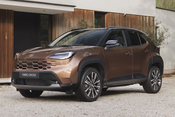 Toyota 入門休旅 Yaris Cross 進化登場！新造型改頭換面有如小 RAV4
