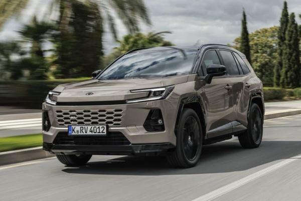 Toyota RAV4 是否會誕生 EV 版本？首席工程師給出回答！