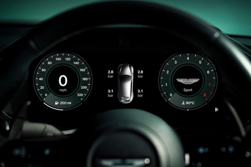 Apple CarPlay Ultra 深化與車輛的連結密切度。