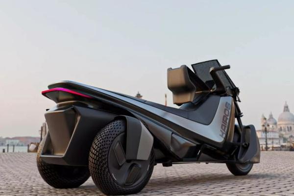 擁有機車自由感與汽車安全性！全新三輪電動車Kairos EV亮相