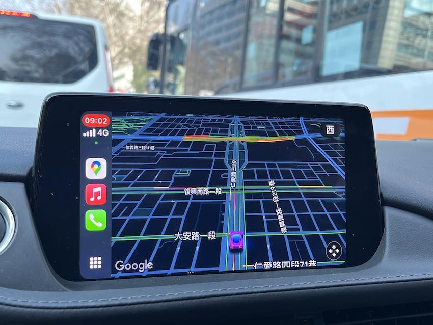 Google 地圖在使用體驗上，仍大勝中國高德地圖。
