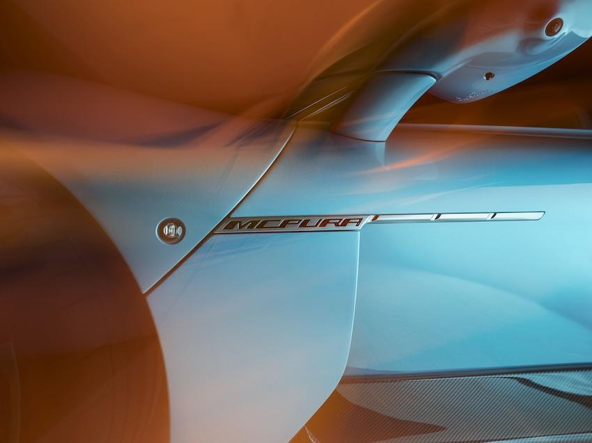 MCPURA 同樣可透過 Maserati Fuoriserie 客製化計畫，從外觀設計到內裝配置，每一處細節皆可依需求進行調整。
