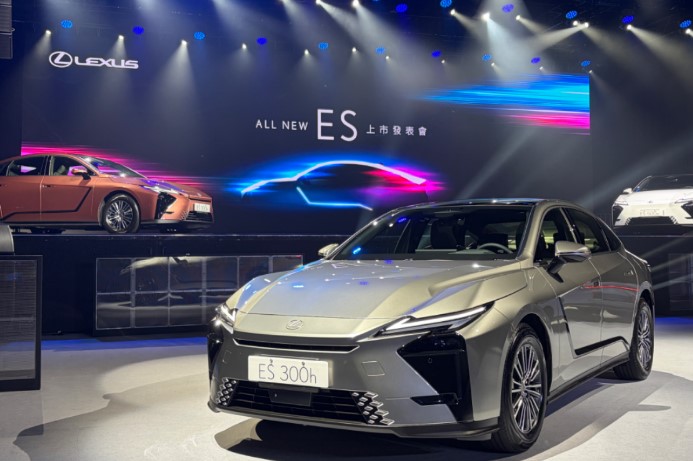 Lexus ES轎車大改款雙動力並進 車長尺碼跨越5米更顯霸氣 滿電續航里程上看505公里