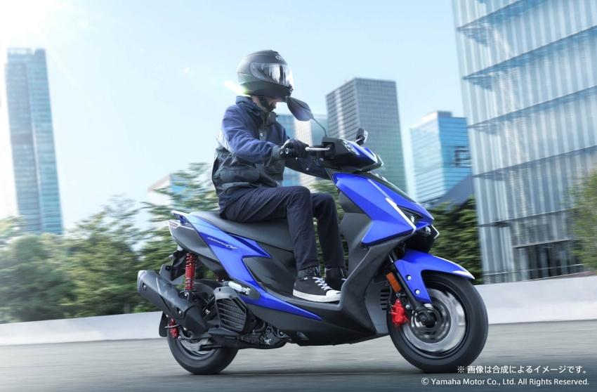 採用和 Yamaha 賽車相同的「Icon Blue」配色。
