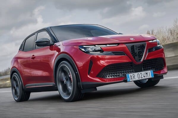 愛快羅密歐入門 SUV 來台時間出爐！油電、純電雙節能動力連袂出擊