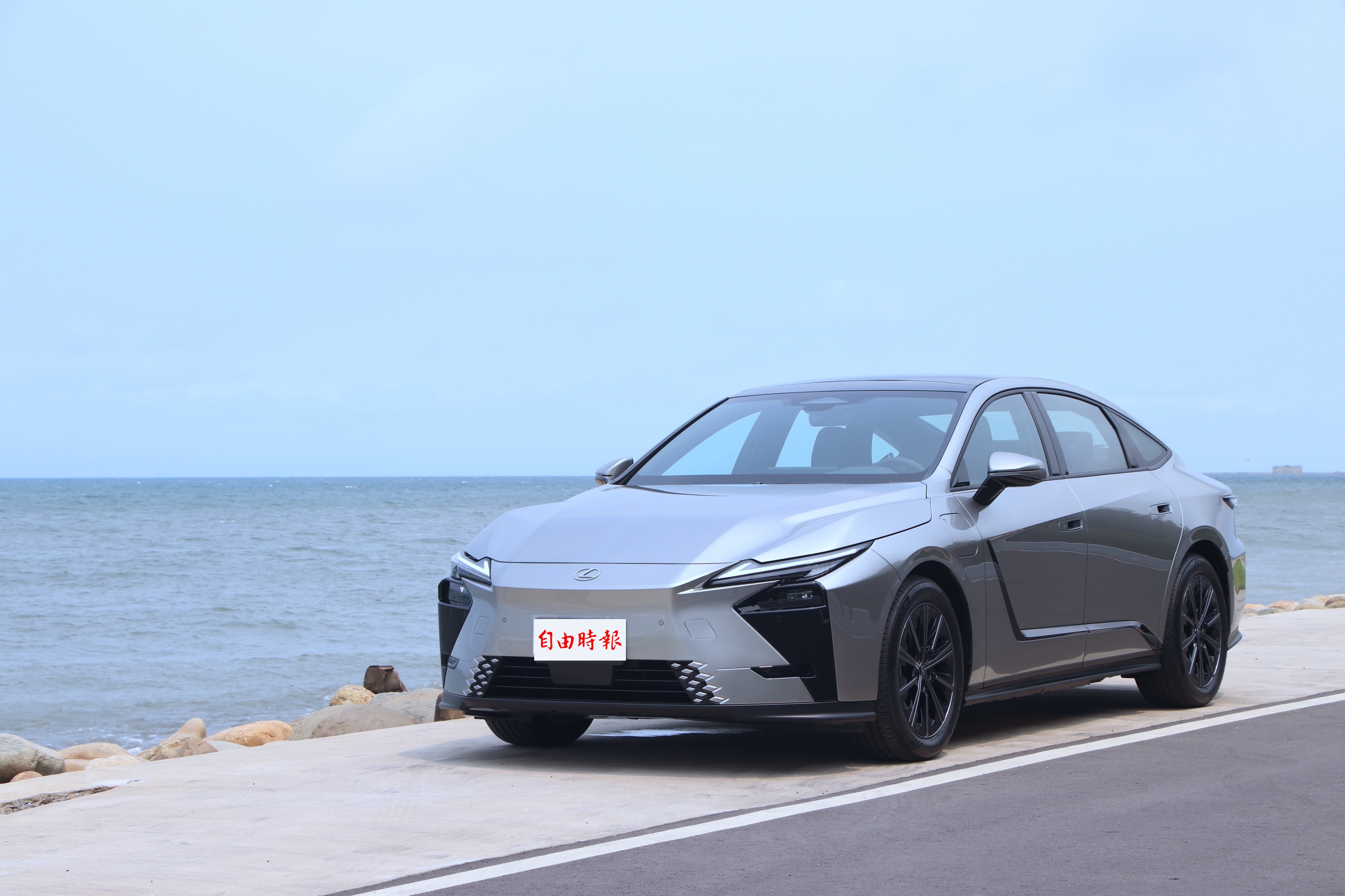 定義豪華純電新標竿　Lexus ES 500e頂級版試駕評測