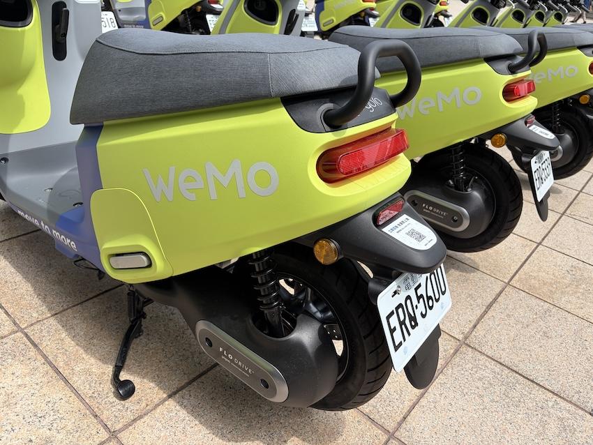 WeMo GO，為 WeMo 向 Gogoro 購買的 Gogoro Viva Mix 白牌電動機車。