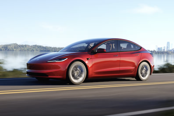 平價特斯拉台灣上市有望！簡配版 Model 3 現身政府測試名單