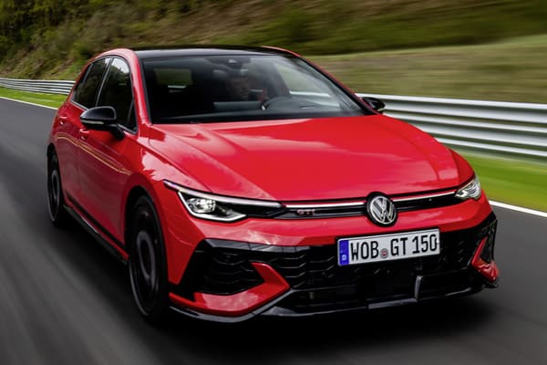 紐柏林最速前驅鋼砲 Golf GTI 限定版即將抵台！首批限量 100 台預售起跑