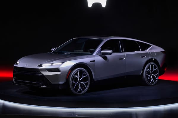 Honda 公布最新全球戰略！次世代油電車預覽大改款 Accord 設計雛形