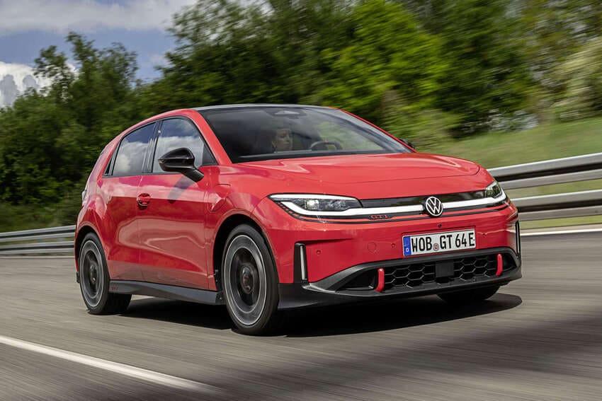 全新 ID. Polo GTI 採單馬達前驅配置，具備 226 匹最大馬力輸出，可於 6.8 秒完成零百加速。