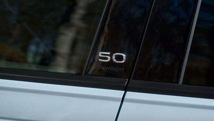 福斯入門小車 Polo 特仕售價揭曉！追加 50 週年專屬設計更具紀念意義