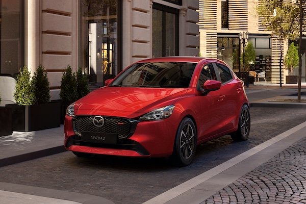 不到 60 萬元買日系進口車   Mazda2 淬鍊版台灣開賣