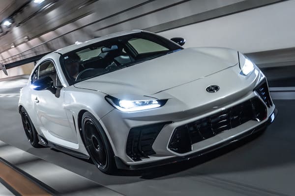 導入 F1 空力技術！Toyota 小跑車 GR86 換裝碳纖維套件強化性能氣勢