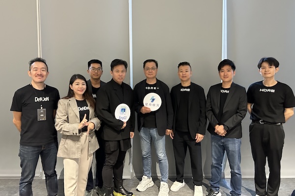 電動車充電品牌搶站版圖  星舟投資 AmpGO 整合充電平台