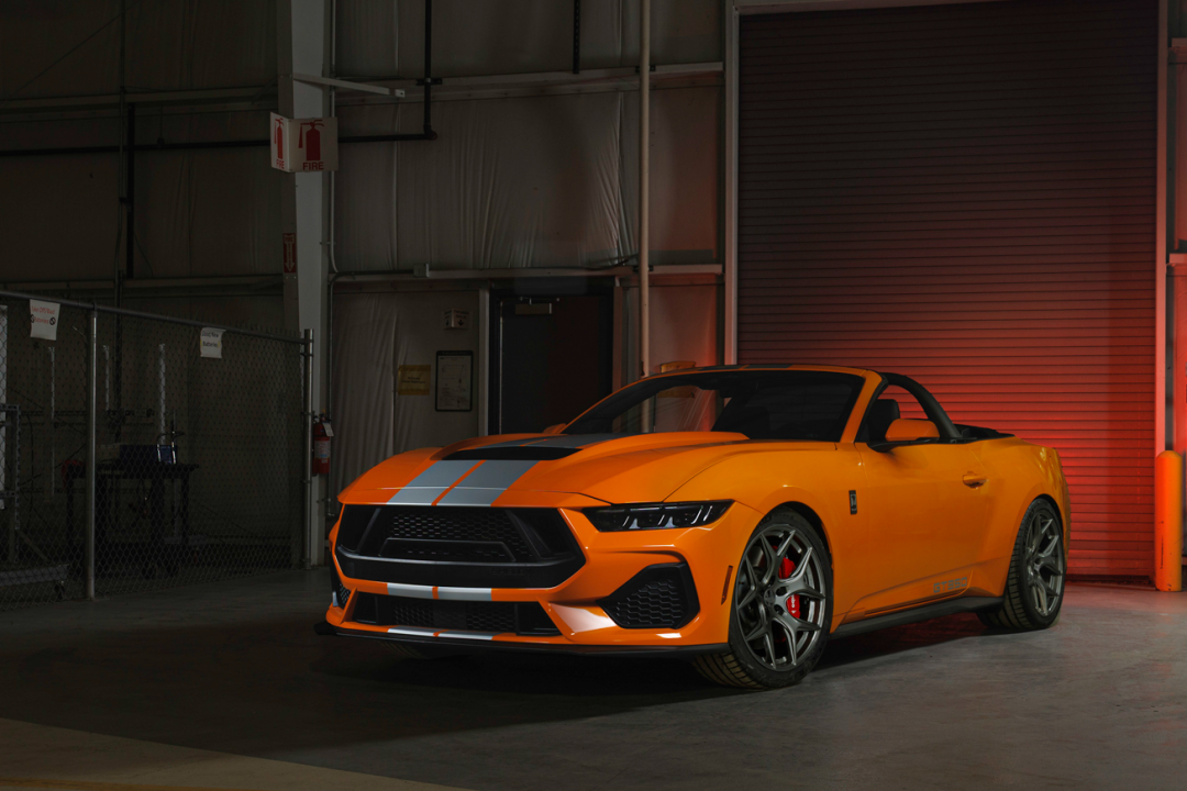 Shelby擅長以Mustang改裝，最新版本為Shelby GT350 Convertible。