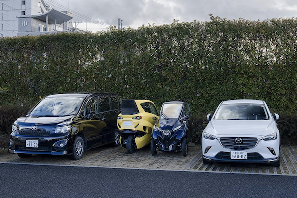 台北市拍板駕艙機車停車規範！違規開罰 1200 元