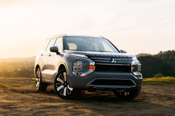 三菱高層透露 Outlander 將有新車型！硬派越野 Raider 版本醞釀中