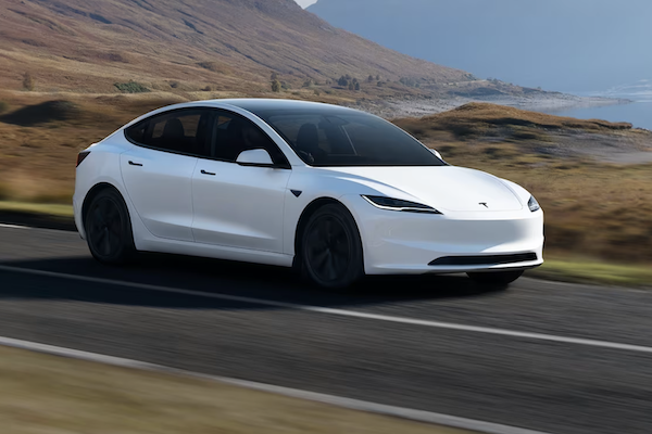 政府補助加免費超充！Tesla Model 3 日本 61 萬元就可入手