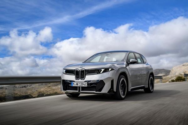 BMW 重要戰略車款 iX3 爆出 2 起召回!鈑件恐帶電 側氣囊安裝瑕疵