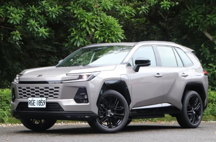 Toyota RAV4 PHEV插電式油電休旅開賣 首次導入線傳式排檔系統 擁329匹馬力純電續航135公里