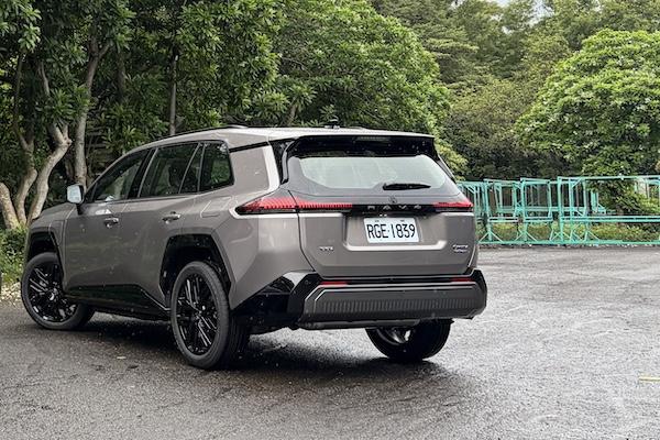 導入 Lexus 黑科技!Toyota RAV4 PHEV 首搭光標感應尾門 開啟免動手