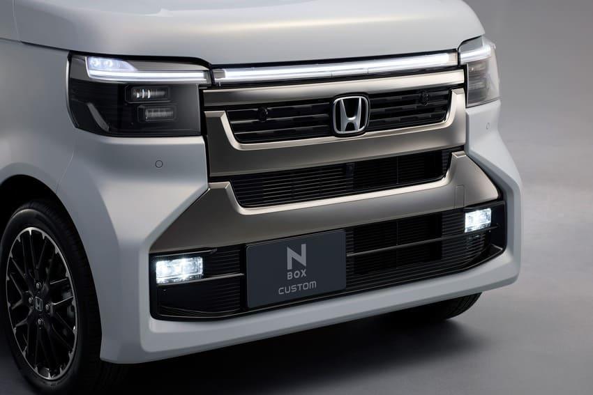 N-BOX Custom 小改款換上嶄新動感面容。