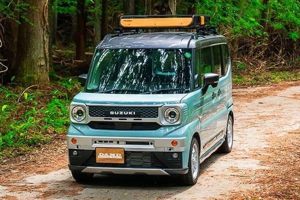 Suzuki 當家小車 Spacia 跨界版升級!以復古風格與迷你得利卡互別苗頭
