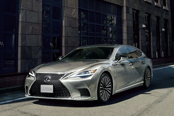 上市 9 年仍未大改款！Lexus LS 傳 9 月迎來新升級