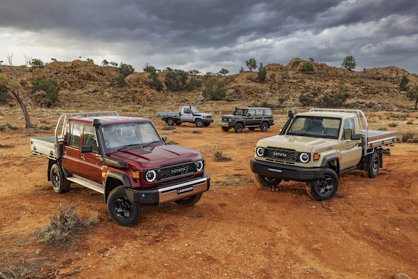 40 年經典越野車回來了！Toyota Land Cruiser 70 柴油引擎升級續命再戰