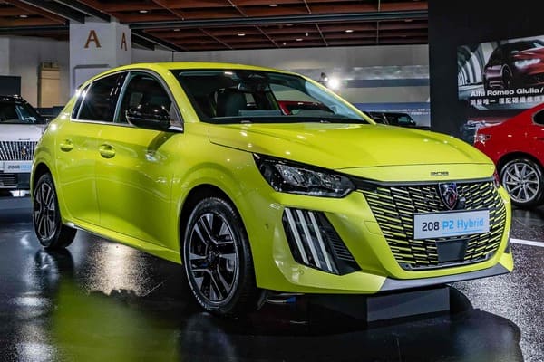 Peugeot 新款 208 油耗成績出爐！小排氣量引擎加 Hybrid 果然夠省油