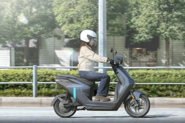 山葉全新換電機車 JOG E 正式上市!科技感造型搭配親民售價