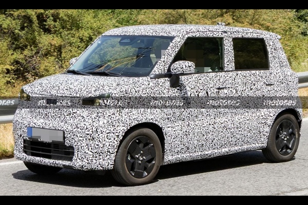 Suzuki 全新都會小車現身測試！如同 K-Car 放大版搭配科技座艙