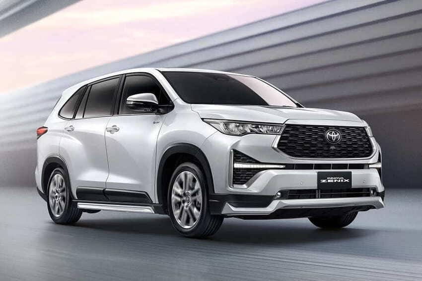 Toyota Innova 將迎來小改款升級，目前已在印度進行道路測試，圖為現行款。