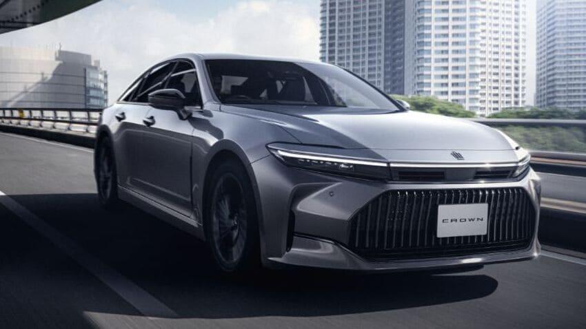 近日傳出 Toyota 正統皇冠房車 Crown Sedan 小改款消息。